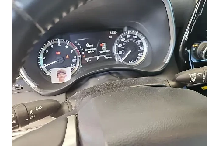 $34344 : Toyota Highlander 2023 LE 4d image 8