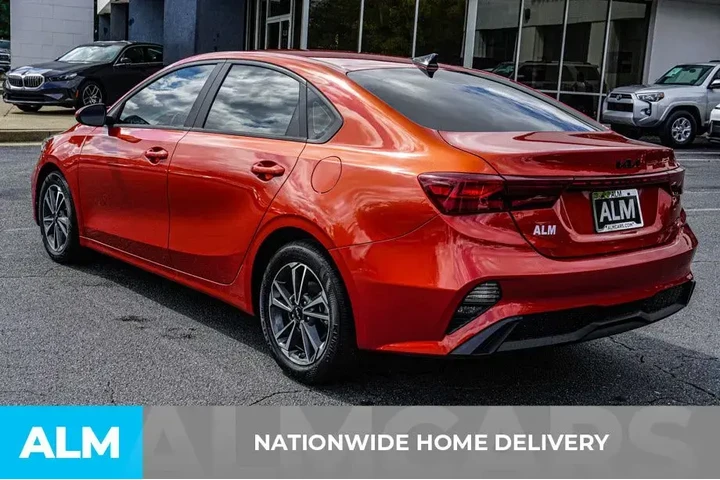 $15960 : Kia Forte 2023 LXS 4dr Sedan image 5