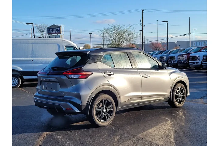 $19295 : Nissan Kicks 2022 SR 4dr Cro image 4