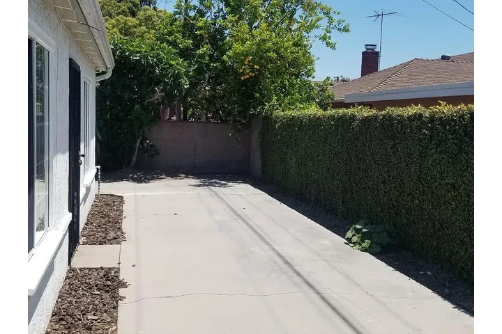 $2600 : House in Downey for rent image 4