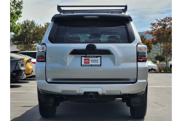 $44899 : Gold Certified2021 4Runner Ve image 7