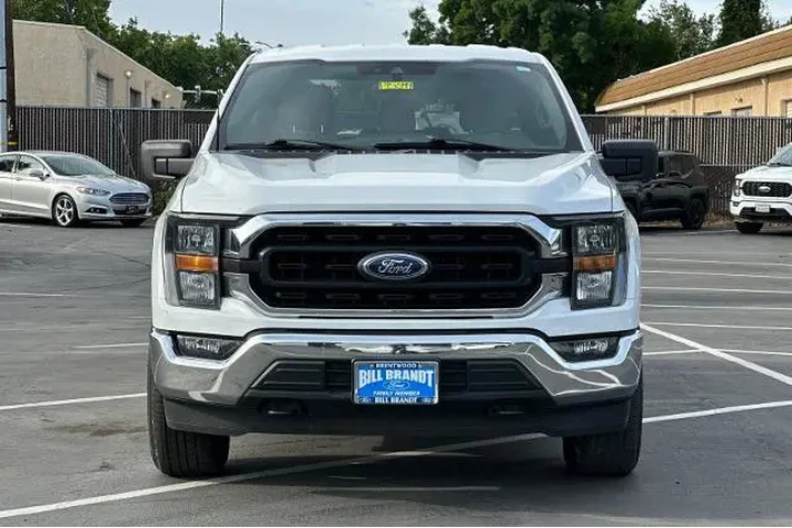 $38600 : Ford F-150 2023 4x4 XLT 4dr image 5