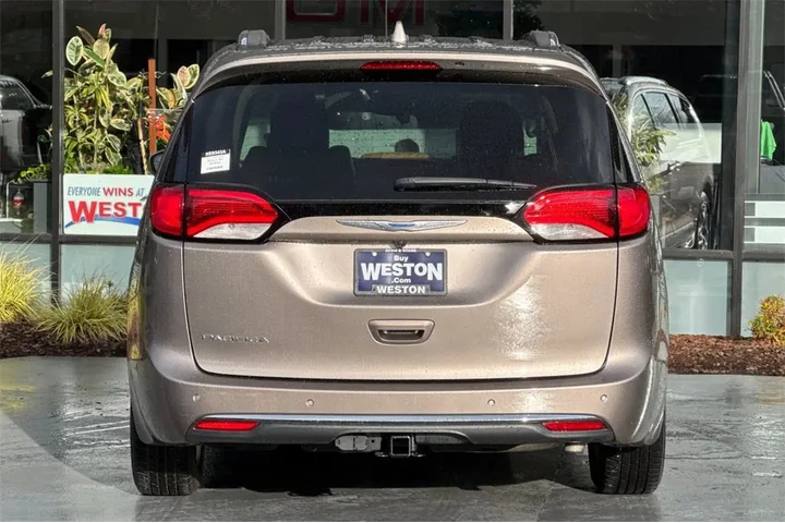 $16934 : Chrysler Pacifica 2017 Touri image 5