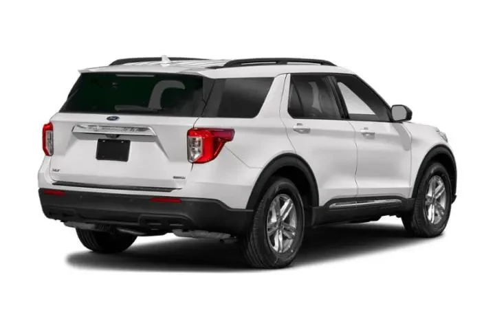 $33089 : Ford Explorer 2022 AWD XLT 4 image 3