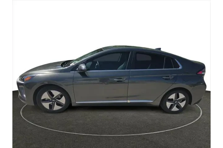 $20179 : Hyundai IONIQ Hybrid 2022 SE image 1