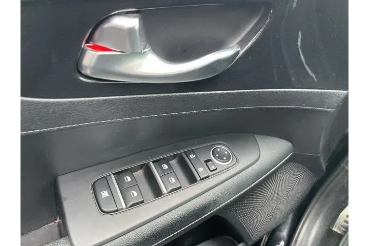 $20992 : Kia Forte 2023 GT-Line 4dr S image 5