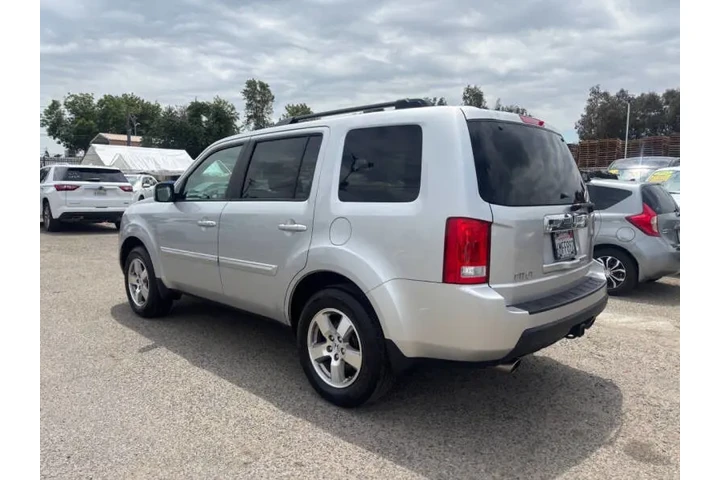 $10599 : 2010 Pilot EX-L image 8