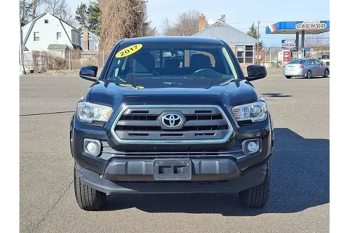 $26995 : Toyota Tacoma 2017 4x4 TRD O image 2