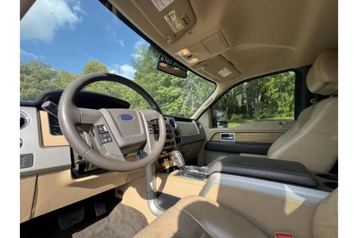 $9999 : 2011 F-150 Lariat image 6