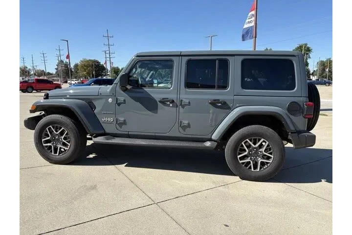 Jeep Wrangler 2024 4x4 Sahar image 2