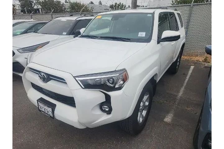 $38991 : Toyota 4Runner 2023 4x2 SR5 image 3