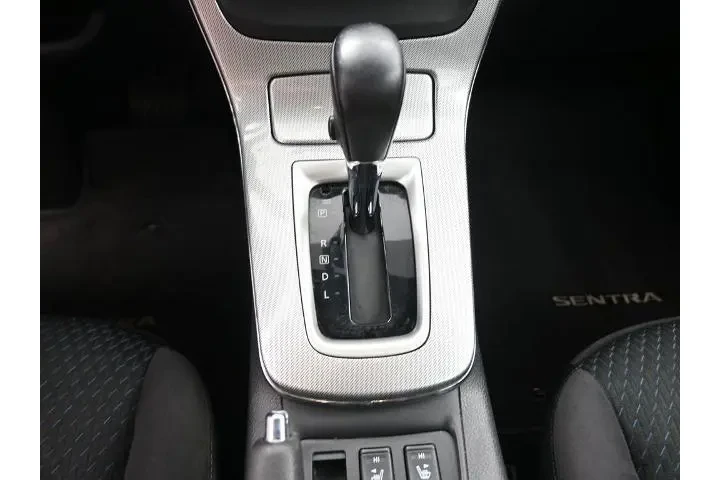 Nissan Sentra 2015 S 4dr Sed image 4