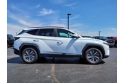 $24250 : Hyundai TUCSON Hybrid 2022 A thumbnail