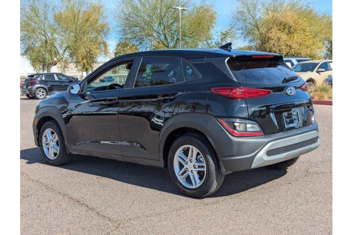 $17990 : Hyundai KONA 2022 SE 4dr Cro image 6