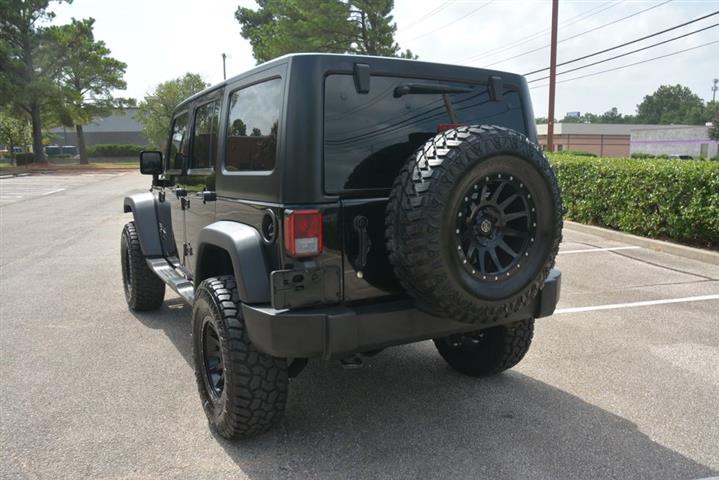 2018 Wrangler JK Unlimited Sp image 9