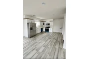 $1450 : 1 Bed 1 Bath in West Adams LA thumbnail