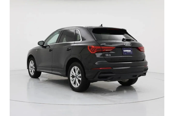 $27998 : Audi Q3 2024 AWD quattro S l image 2