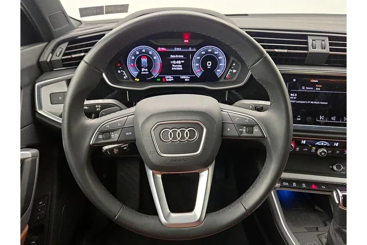 $35998 : Audi Q3 2024 AWD quattro S l image 10