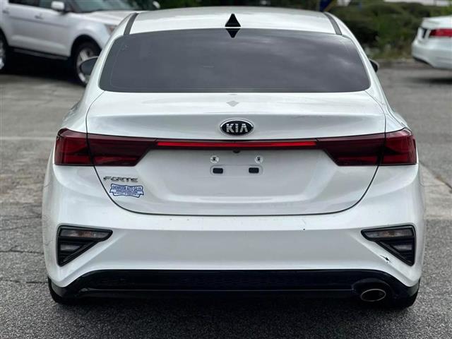 $16990 : 2020 KIA FORTE image 7