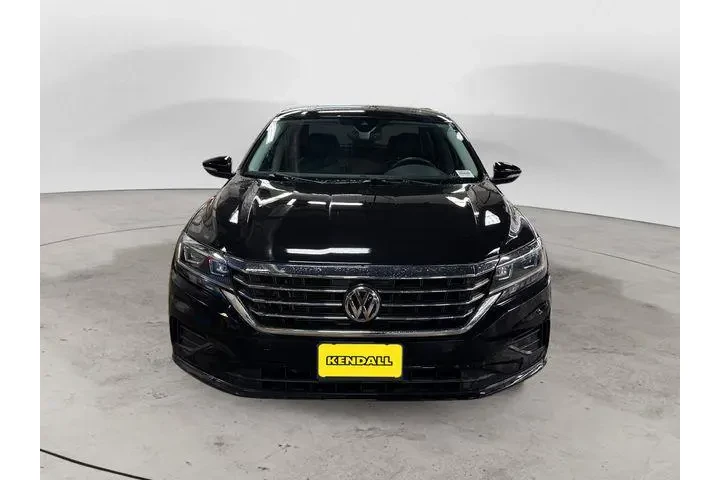 $15988 : Volkswagen Passat 2021 SE 4d image 8