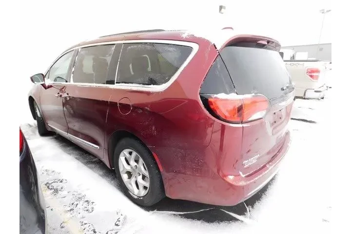 $20445 : Chrysler Pacifica 2020 Touri image 5