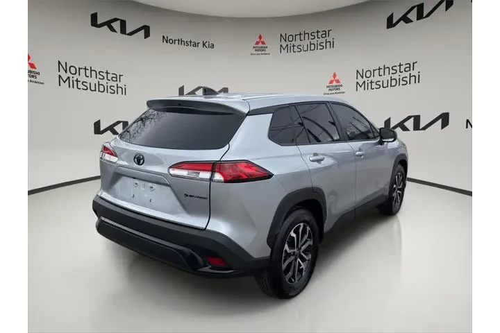 $27990 : Toyota Corolla Cross Hybrid image 5