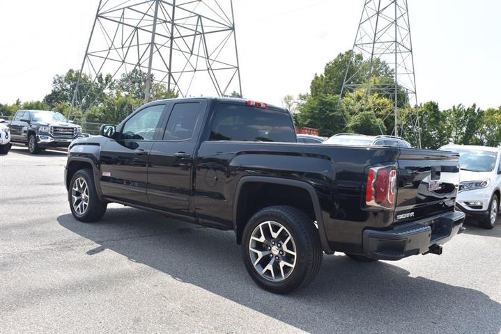 2018 GMC Sierra 1500 SLT image 8