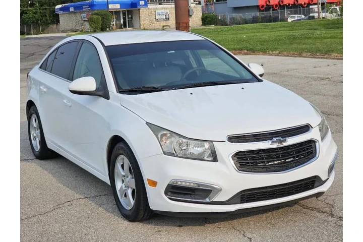 $4500 : 2016 Cruze Limited 1LT Auto image 3