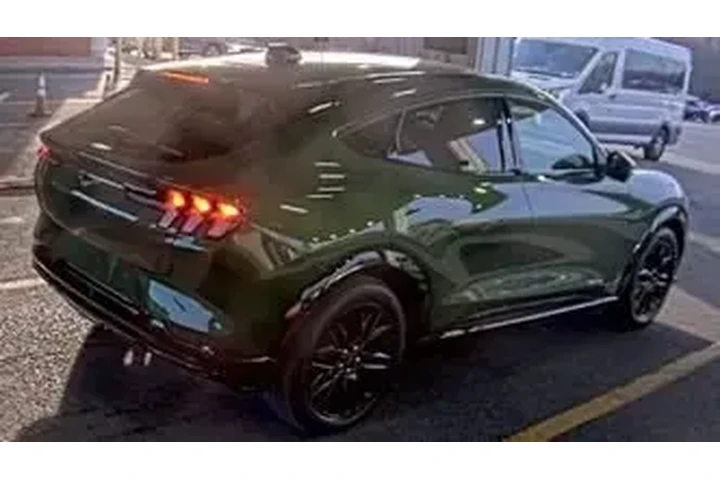 $39955 : Ford Mustang Mach-E 2025 AWD image 7