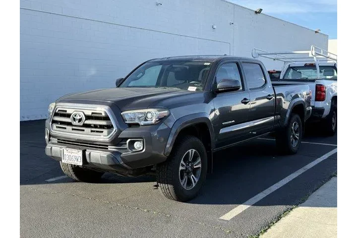 $24869 : Toyota Tacoma 2016 4x2 SR5 V image 3