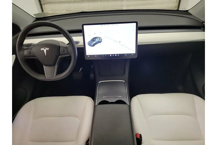 $29998 : Tesla Model Y 2022 AWD Long image 9