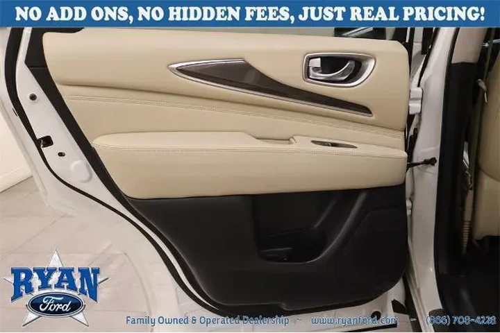 INFINITI QX60 2018 4dr SUV image 10