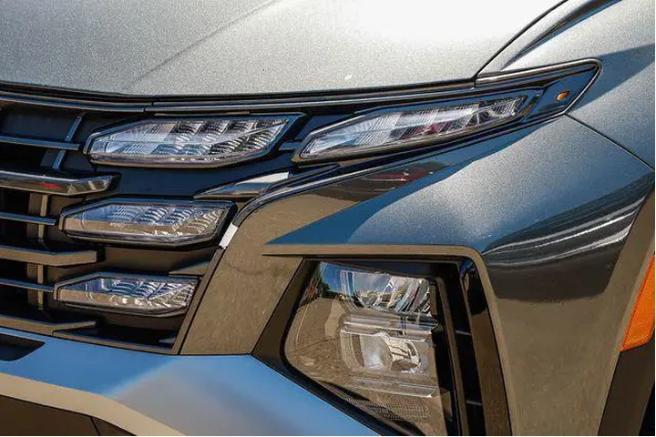 $34680 : Hyundai TUCSON Hybrid 2025 A image 8