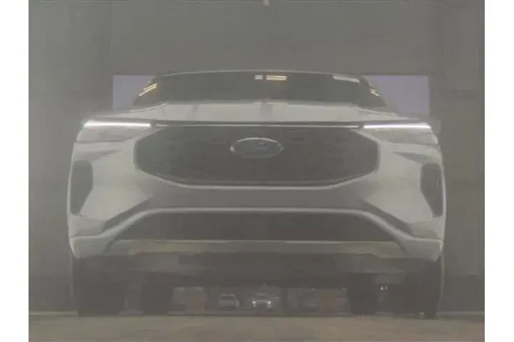 $21493 : Ford Escape 2024 AWD ST-Line image 3