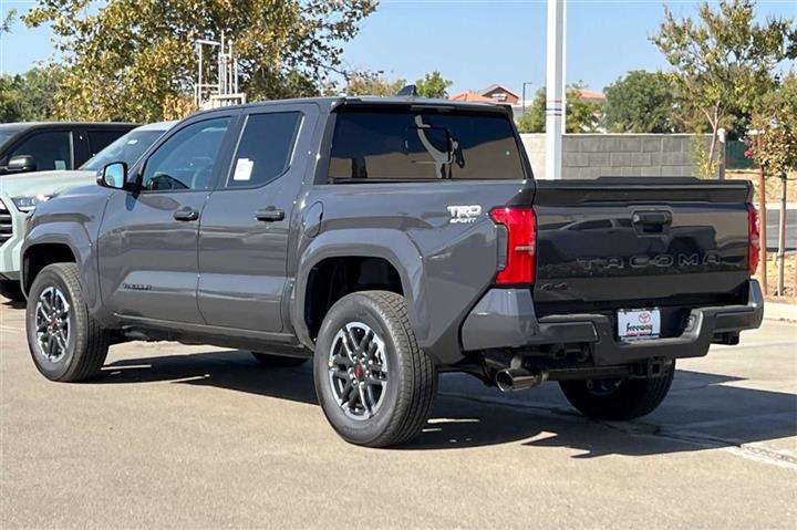 $49874 : New 2024 Tacoma TRD Sport Dou image 6