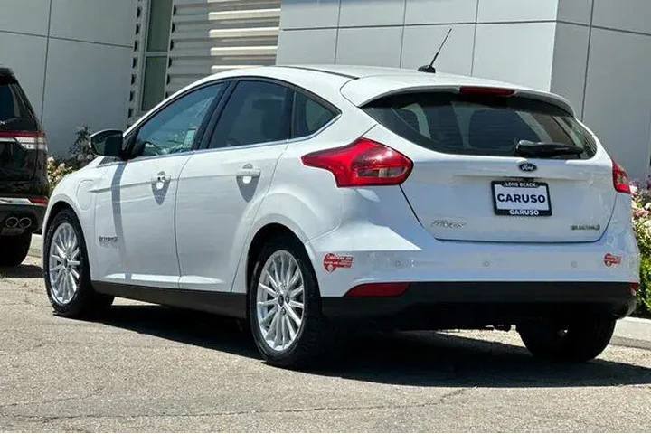 $7575 : Ford Focus 2017 Electric 4dr image 6