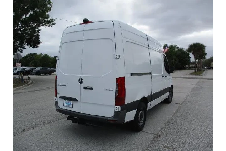 $34995 : Mercedes-Benz Sprinter 2021 image 7