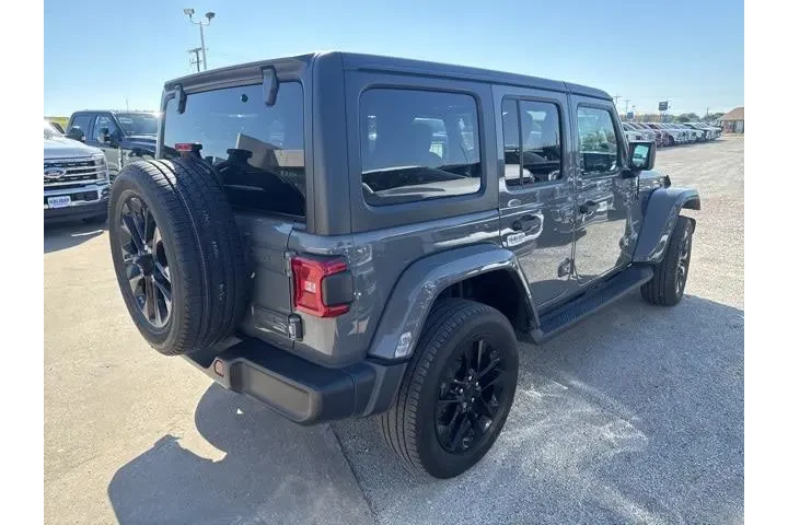 $31700 : Jeep Wrangler Unlimited 2021 image 6