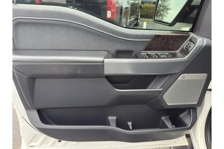 $39752 : Ford F-150 2022 4x4 Lariat 4 image 10