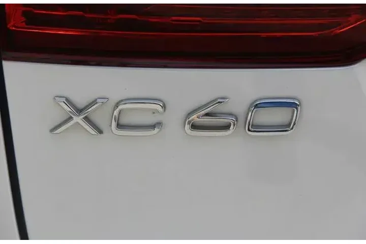 $32490 : Volvo XC60 2023 AWD B5 Plus image 8