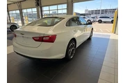 $19315 : Chevrolet Malibu 2024 LT 4dr thumbnail