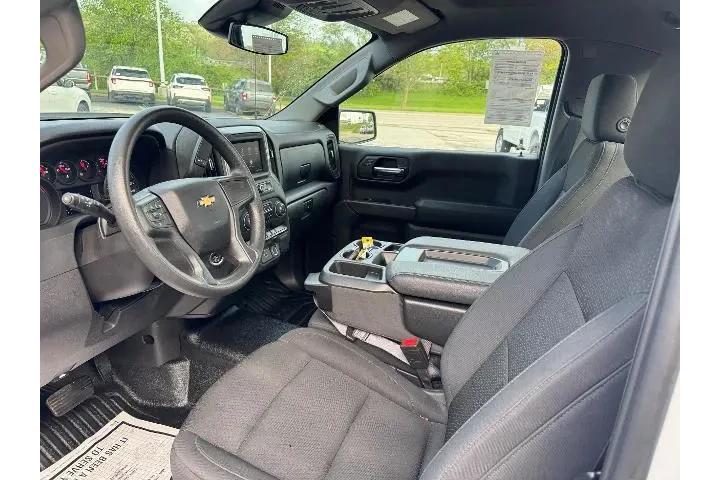 $31988 : Chevrolet Silverado 1500 202 image 2