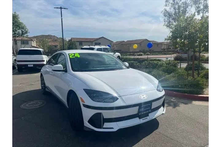 $22995 : Hyundai IONIQ 6 2024 SEL 4dr image 2