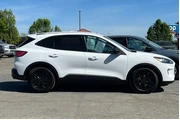 $19500 : Ford Escape 2022 SE 4dr SUV thumbnail