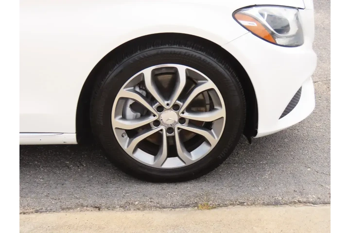 $13999 : Mercedes-Benz C-Class 2016 C image 9