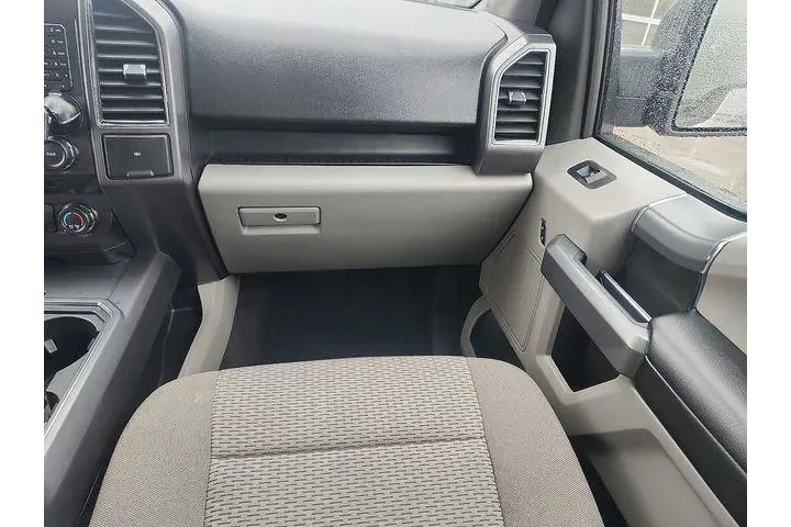 $20827 : Ford F-150 2017 4x4 Lariat 4 image 10