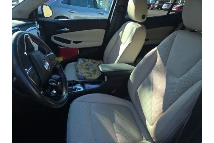 $18997 : Buick Encore GX 2020 AWD Ess image 5