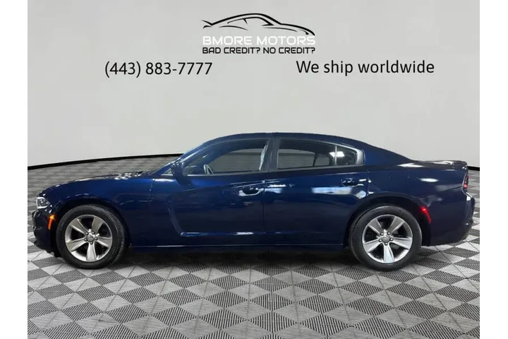 2015 Charger SE image 9