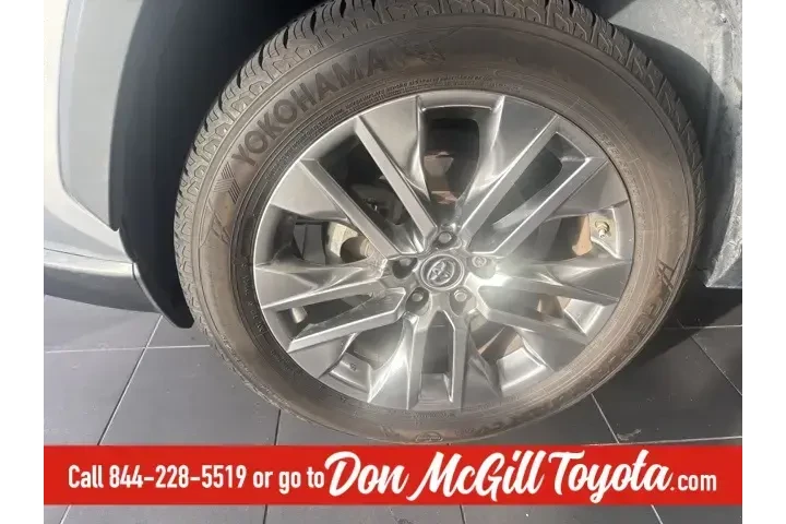 $21683 : Toyota RAV4 2019 Limited 4dr image 8