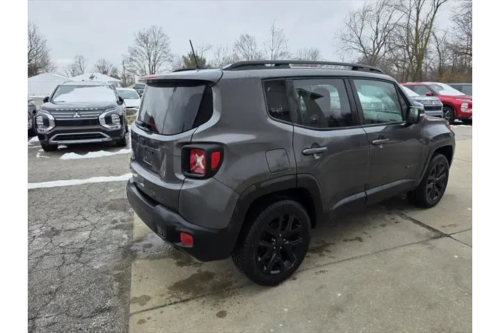 $14000 : Jeep Renegade 2018 4x4 Latit image 5